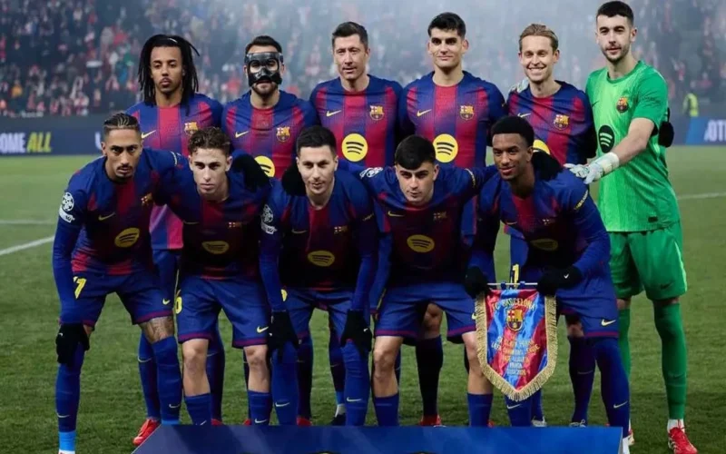 إصابة تقلق فليك.. نجم برشلونة يغادر الملاعب بعد مواجهة سلافيا براغ الأوروبية